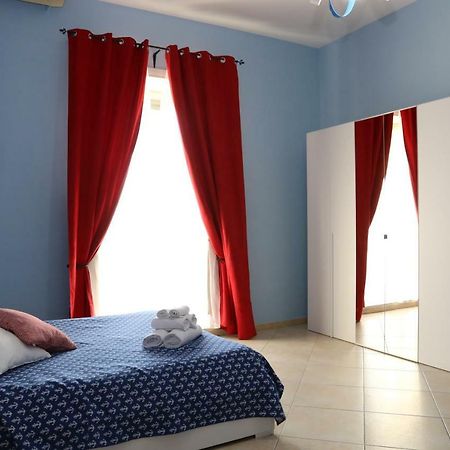Re Ferdinando Bed & Breakfast เนเปิลส์ ภายนอก รูปภาพ